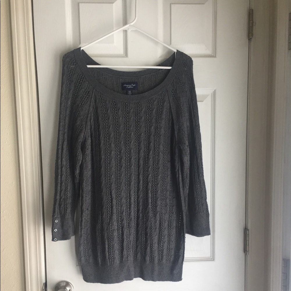 American Eagle sweater